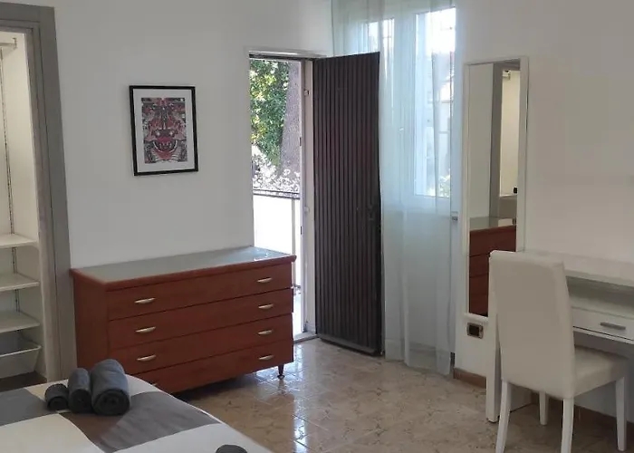 Pasqualina's House Roma